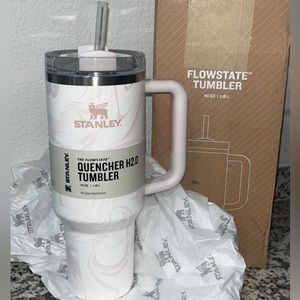 THE QUENCHER H2.0 FLOWSTATE TUMBLER | 40 OZ